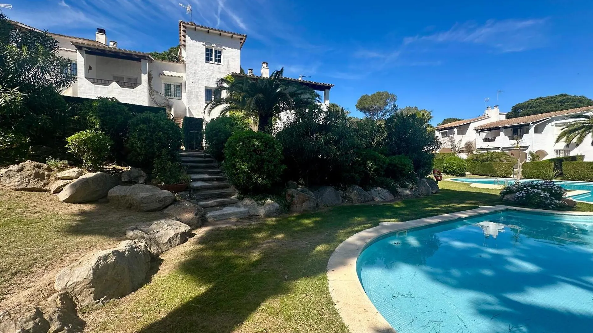 Prázdninový dům Villa Blanca 13 - Recien Renovada Casa Con Jardin Y Piscina Comunitaria Pals