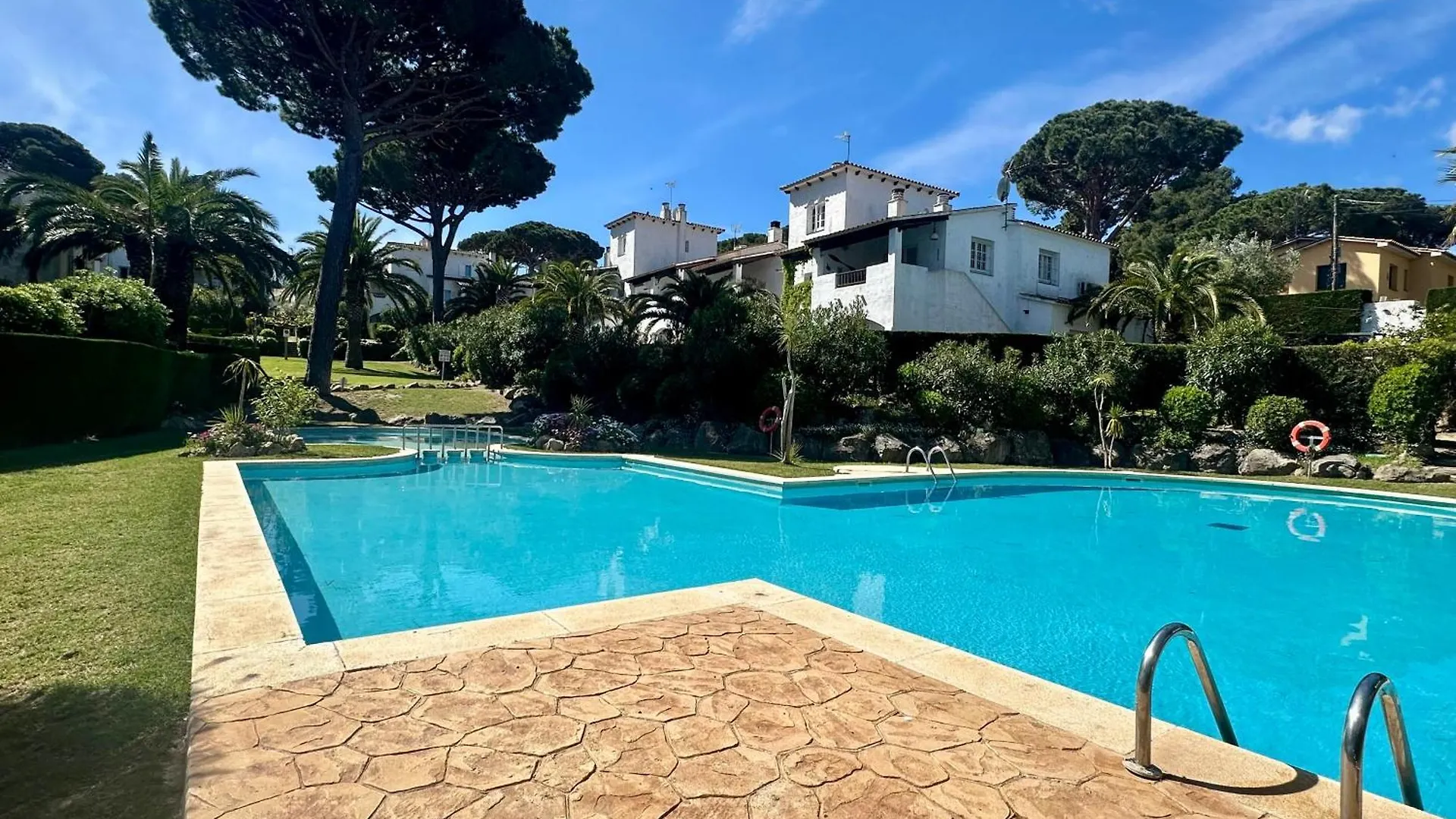Villa Blanca 13 - Recien Renovada Casa Con Jardin Y Piscina Comunitaria Pals Španělsko