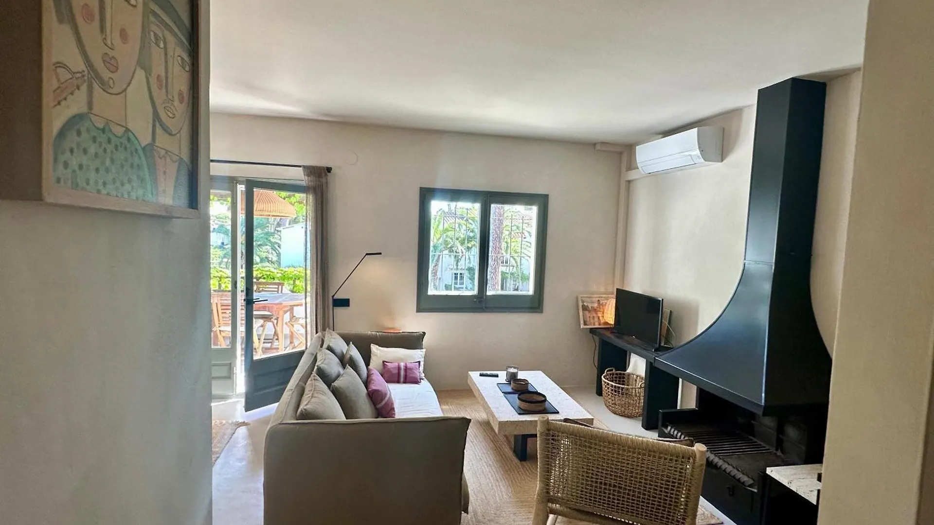 Villa Blanca 13 - Recien Renovada Casa Con Jardin Y Piscina Comunitaria Pals 0*,  Spain